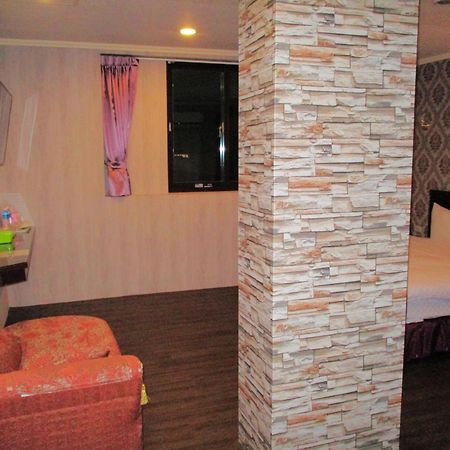 欣悅商務旅店 Hotel Toufen Luaran gambar