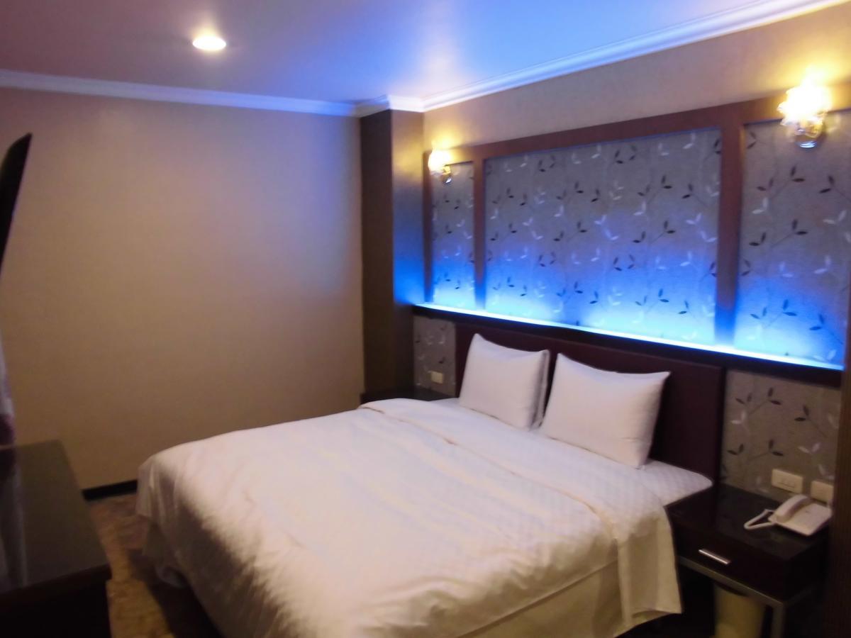 欣悅商務旅店 Hotel Toufen Luaran gambar
