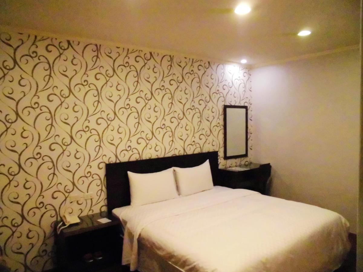 欣悅商務旅店 Hotel Toufen Luaran gambar